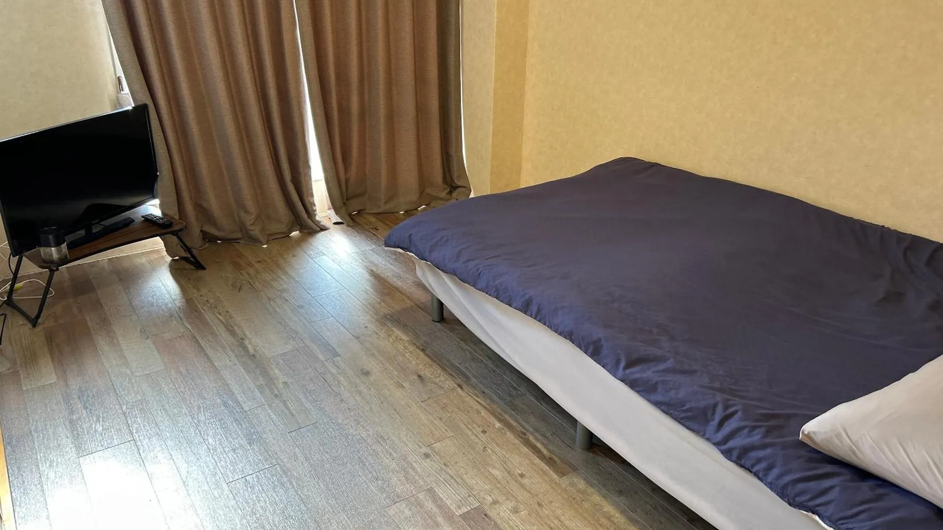 Two Devided Rooms With Two Large Beds Close To Nipponbashi Osaka Japan